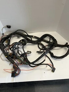 Arnés de cables de motor completo Corvette 1982 solo falta conector de tierra - Imagen 1 de 3