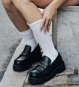 VAGABOND Shoemakers  Lug Penny Loafer  US 40 Black Leather - Picture 1 of 12