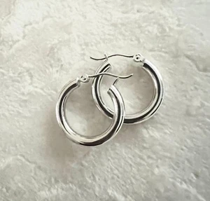14K White Gold Small .60" Round Hoop Earrings - 3mm Huggie Hoop Earrings for Her - Picture 1 of 6