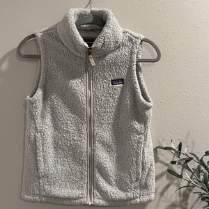 Patagonia Girl’s Los Gatos Fleece Sherpa Vest Size XL/14 Full Zip Soft Winter - Picture 1 of 9