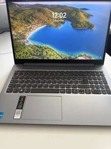 Lenovo Ideapad slim 3 151AH8 Intel Core 15 12450H/8GB RAM/512GB SSD Windows 11 - Photo 1/4