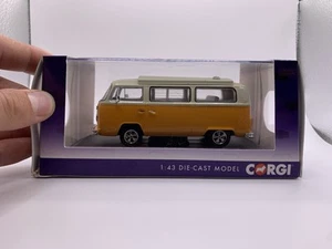 Vanguards Corgi 1:43 Volkswagen Camper Type 2 ‘Bay’ Yellow & White VA14600 - Picture 1 of 7
