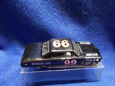 赛车冠军 1964 年福特 #99 Bobby Isaac 限量版 1/5000 全新带盒 — 第 1/3 张图片