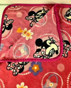 Disney Minnie Mouse Pink Toddler Throw Blanket, 40"x50" - Picture 1 of 4