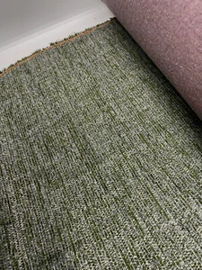 10.4 metres grey and green upholstery fabric FREE POSTAGE - Imagen 1 de 3