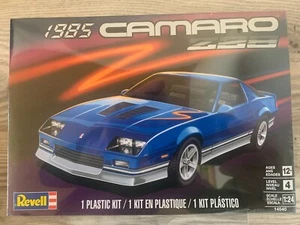 +++ Revell US Monogram 1985 Chevy Camaro Z28 1:24 85-4540 14540 - Bild 1 von 1