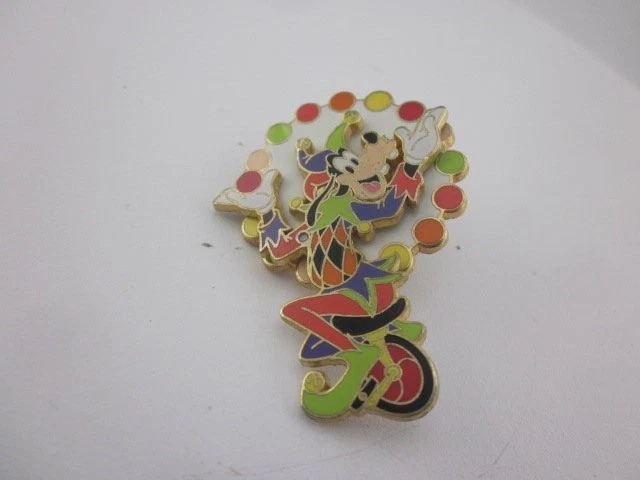 Goofy Disneyana Pin 2005 Enamel Metal Multicolor Juggler Design - Image 1 of 4