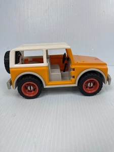 SCHLEICH gelber Jeep 4x4 Auto Fahrzeug D-73527. Tür & Fahrer fehlt - Bild 1 von 8