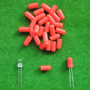 XPT02R 100pcs Red Caps / Covers for 5mm Grain of Wheat Bulbs LEDs NEW - Picture 1 of 4