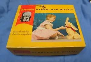 Vt Kodak Brownie Starflash Camera Outfit With Original Box & Instructions, Bulbs - Picture 1 of 3