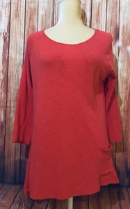 Women’s Large Blouse Cable Gauge Red Asymmetrical Hem 3/4 Sleeves Soft Textured - Picture 1 of 13