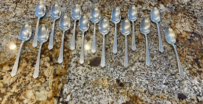15 lot Of Holmes and Edwards Vintage Teaspoon 6 1/8in. - Image 1 of 4