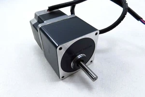 Oriental Motors PK564NAWA-T30 5-Phase Vexta Step Motor - Picture 1 of 6