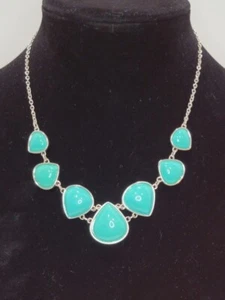 Vintage Liz Claiborne silberne Kunsttürkis Träne Tropfen Cabochon Halskette - Bild 1 von 7