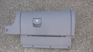VOLKSWAGEN BEETLE GLOVE BOX 1998-2008 GREY OEM - Picture 1 of 2