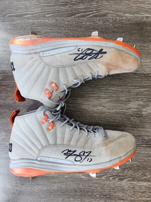 Manny Machado 2017 game used Signed Air Jordan 6 Cleats size 13 Orioles PSA/DNA - Image 1 of 4