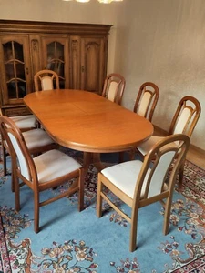 esstisch mit 8 stühlen, Tisch Oval und ausziehbar, Holz (Eiche dunkel), - Bild 1 von 3