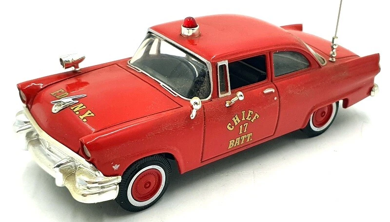 First Gear 1/34 Scale 19-2002 - 1956 Ford Tudor Chief's Car - F.D.N.Y - Image 1 of 4