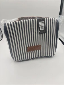 Bolsa de aseo colgante Kathy Ireland azul marino a rayas doradas cremallera pastillas etiqueta marrón - Imagen 1 de 12