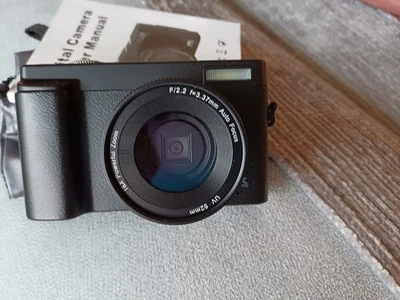 fotokamera digital mit Klappbildschirm, 16-Fach Digitalzoom, + Zubehörpaket - Bild 1 von 3