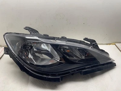 Farol halogênio lateral direito fabricante de equipamento original para 2017 2018-2020 Chrysler Pacifica 68228944AH - Imagem 1 de 4