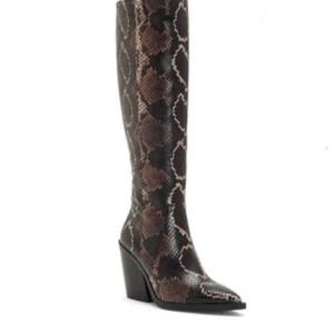 Vince Camuto Gravana mauvefarbene Lederstiefel mit Absatz Größe 5 - Bild 1 von 9
