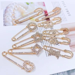 Women Girls Scarf Pin Sweater Hijab Shawl Clips Crystal Bling Brooches Pins - Picture 1 of 14