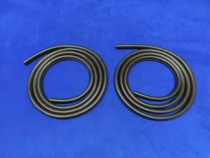 Ford Mustang 1979-1993 nuevo par de puntas de clima puerta izquierda derecha se adapta a todas las puertas W09 - Imagen 1 de 9