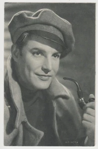 Robert Donat holding pipe 1940s vintage Tarjeta Postal Film Star Postcard #115 - Picture 1 of 2