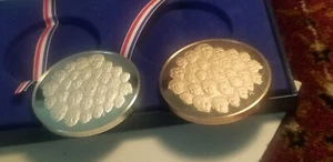 Rare USA 200th Anniversary 4.62 Oz Silver & 4.62 Oz Bronze Franklin Mint Medals. - Picture 1 of 21