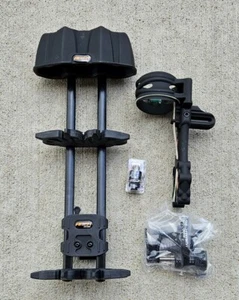 Archery Accessory Package Quiver, Rest and Sight - Picture 1 of 1