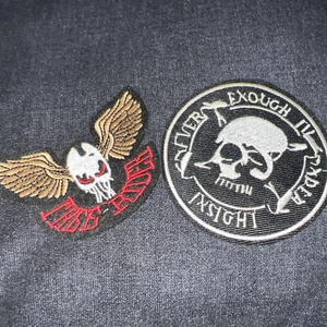 2 Skull clothes patches embroidered iron on free rider Biker Patches - Picture 1 of 10
