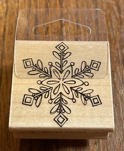 NOS Hero Arts Wood Block Rubber Stamp TRADITIONAL SNOWFLAKE #D4798 1.5”x 1.5” - Picture 1 of 4