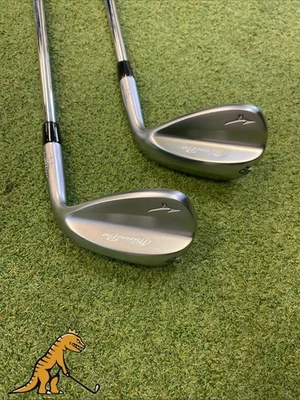 Mint Mizuno Pro T-1 Wedge Set 56*, 60* Dynamic Gold Tour Issue Steel - Image 1 of 4