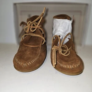 NEW In Box MINNETONKA MOCCASIN Shoes Kid Size 11 Brown Leather Fringe Bootie - Picture 1 of 5