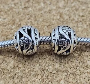 2 Authentic Small Daisy Flower Silver Spacer European Charm Beads   - Picture 1 of 3