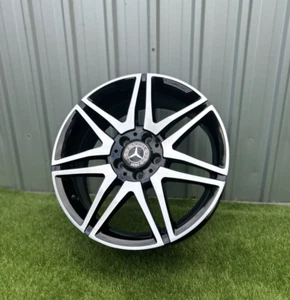 1x Genuine Mercedes W204 AMG Front Wheel Alloy Rim 18" ET:47 7.5J A2044010604 - Picture 1 of 10