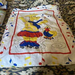 Quilted By Hand Baby Quilt Giraffe And Duck 32.5 In Wide 41 “ Long - Picture 1 of 8
