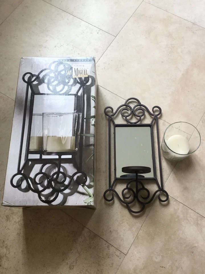 Aplique de pared San Miguel Vista acabado rústico hierro con espejo y vidrio grabado Foto 1 de 4