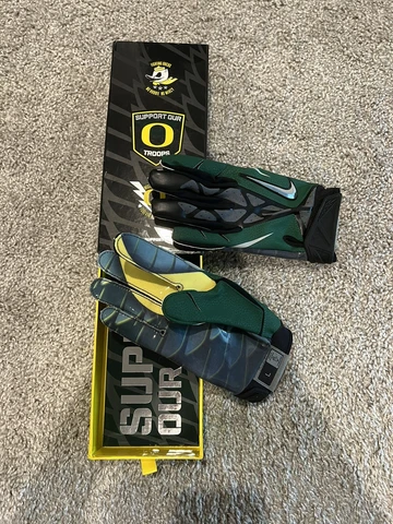 Nike Oregon Ducks Support Our Troops 2012 Spring Game Glvoes green Cover