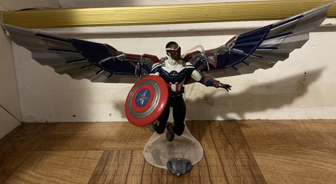 Marvel Legends Complete Flight Gear BAF 6" Captain America Falcon Sam Wilson MCU Cover