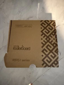 MikroTik RB951G-2HnD - Photo 1/4