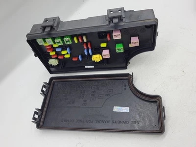 Dodge Avenger Chrysler 200 TIPM 2011-2014 caja de fusibles P04692346AE 346AE fabricante original Foto 1 de 4