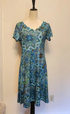 Vestido leve Juniors tamanho G azul/verde. Super fofo! (507) - Imagem 1 de 2