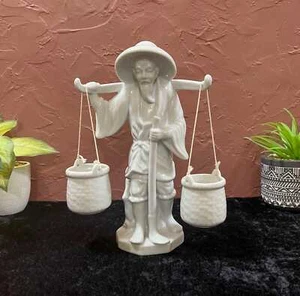 Vintage Toyo Korea Fine Porcelain Asian Water Carrier Statue Figurine 10.5" Tall - Picture 1 of 10