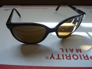 Gafas de sol vintage 1984 negras Vuarnet Pouilloux 002 Francia V grabadas en lentes - Imagen 1 de 6