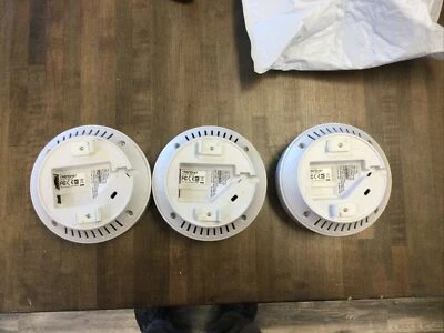 3 TRENDNET N300 HIGH POWER POE ACCESS POINTs | TEW-735AP - Image 1 of 3