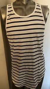 Pacsun mens Black and White Longer Fit scallop hem Tank Top MED NEW - Picture 1 of 4