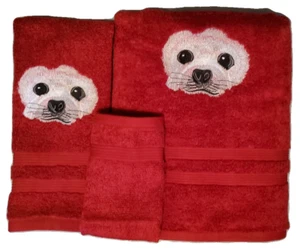 Embroidered Harp Seal Face on Red Bath Towel Set Wash Hand - Picture 1 of 2