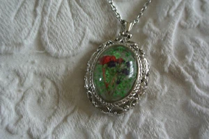 Green/ Multi Floral Pendant - Picture 1 of 2